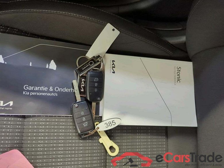 KIA Stonic 1.0 T-GDi MHEV Dyn L #6