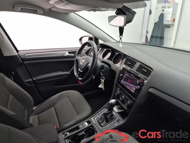 VOLKSWAGEN e-Golf e-Dition #3