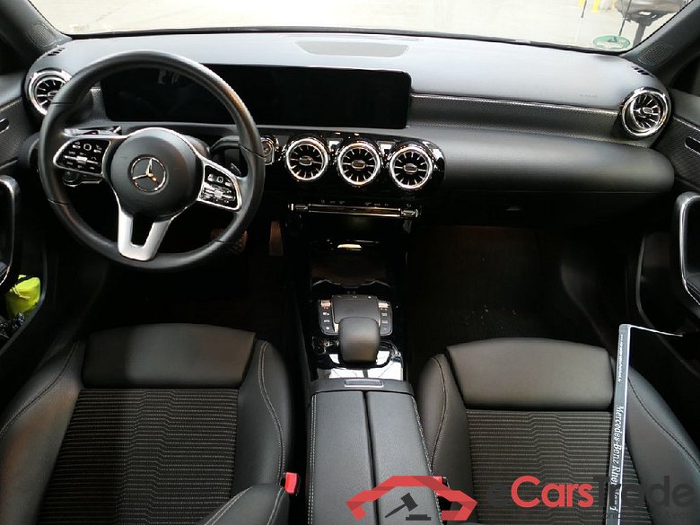 MERCEDES-BENZ A-Klasse A 200 d 8G-DCT Progressive 5d 110kW #3