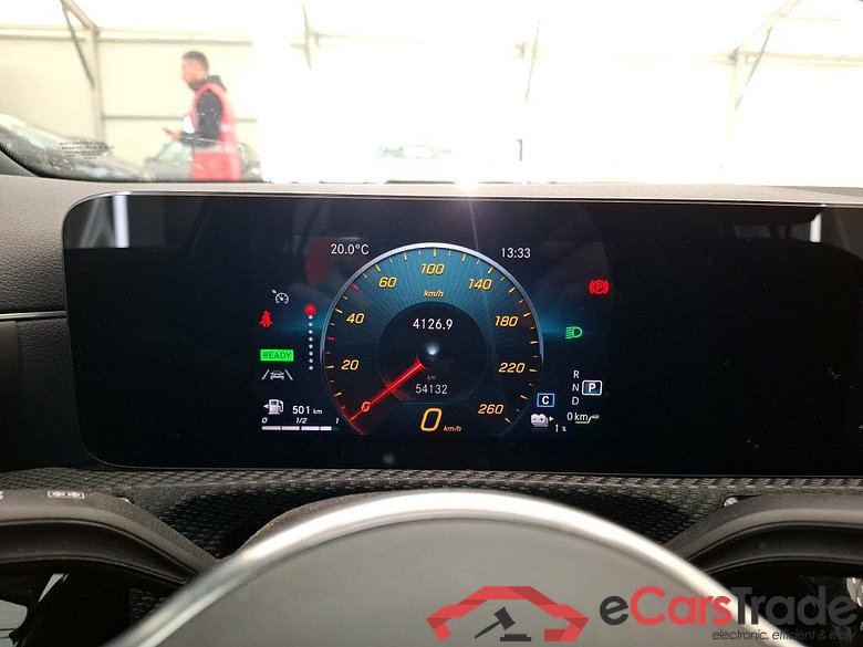 MERCEDES-BENZ Classe A Compact / 2018 / 5P / Berline A 250 e Business Line 8G-DCT #6