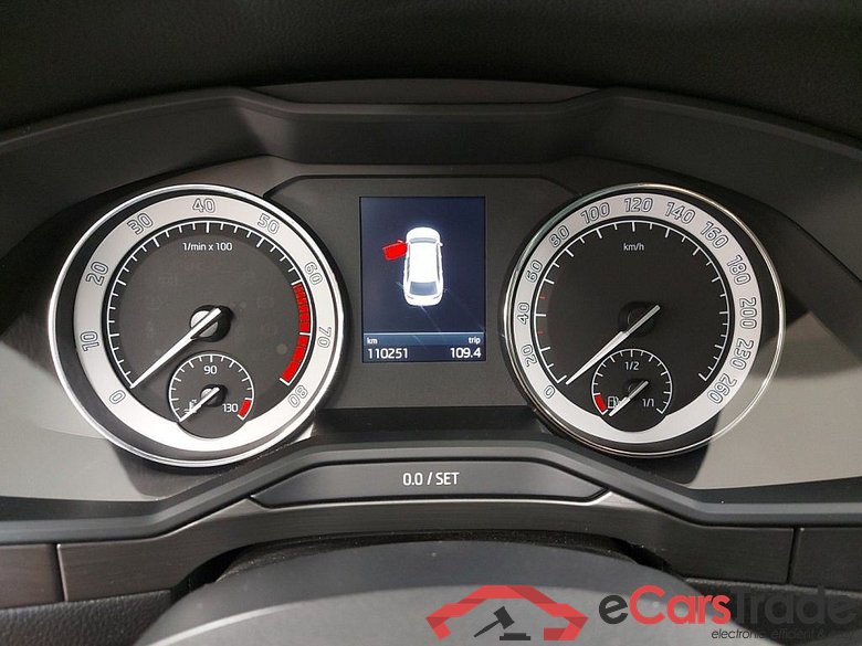 Skoda Superb Combi 1.5 TSI ACT 110kW DSG7 Style 5d #6