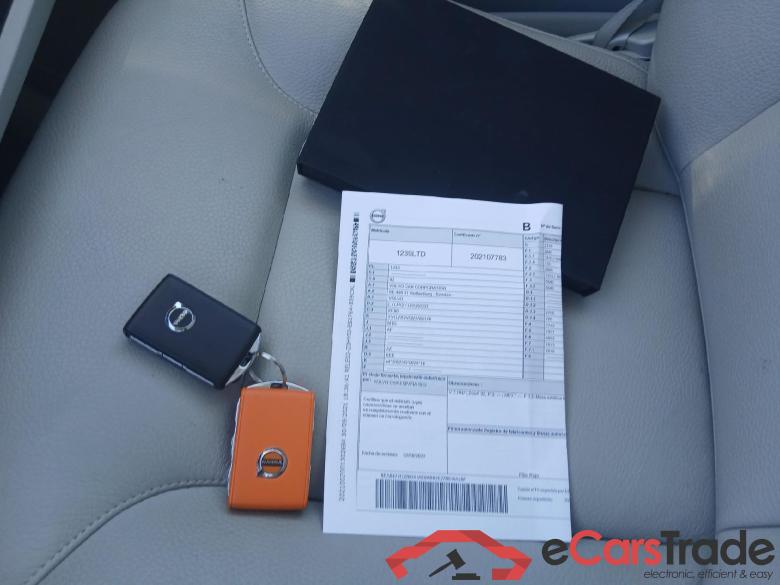 VOLVO XC90 / 2019 / 5P / todoterreno 2.0 B5 D AWD Momentum Pro Auto #5