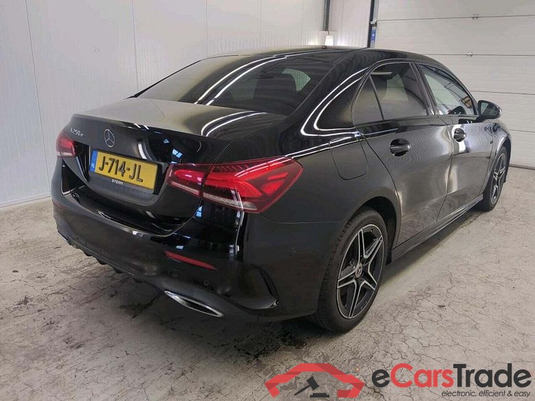 MERCEDES-BENZ A-klasse 250 e Bns Sol. AMG #2