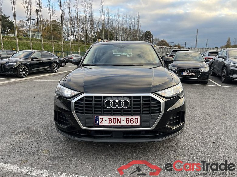 AUDI Q3 PHEV Attraction 45 TFSI e  180(245) kW(pk) S tronic