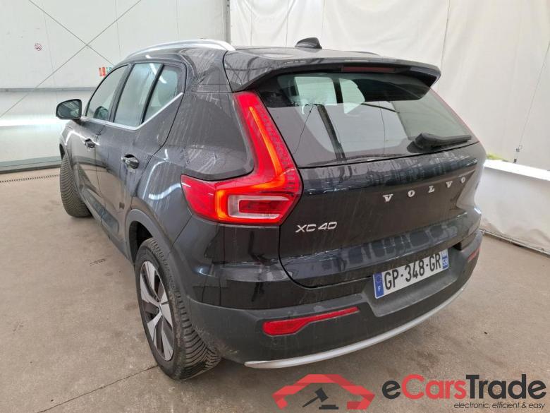 VOLVO XC40 / 2022 / 5P / SUV Recharge T5 262 DCT7 Start #2