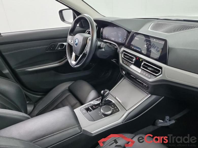 BMW 3-serie Touring 320e Business Edition Plus 5D 150kW #6
