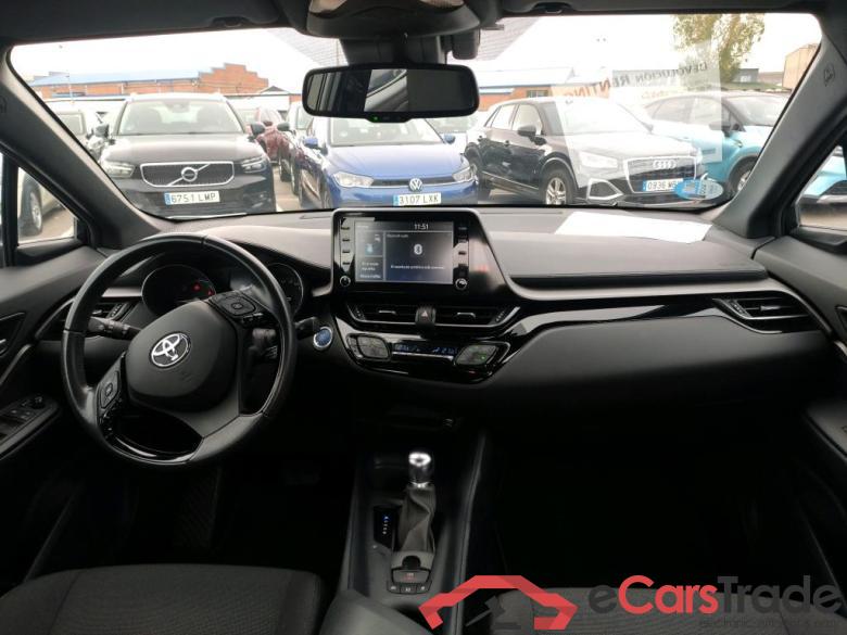 TOYOTA C-HR / 2019 / 5P / todoterreno 1.8 125H Active #3