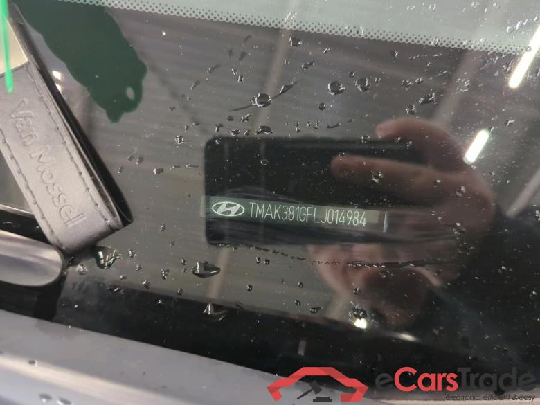 Hyundai KONA Fashion Electric 64 kWh 5d #6