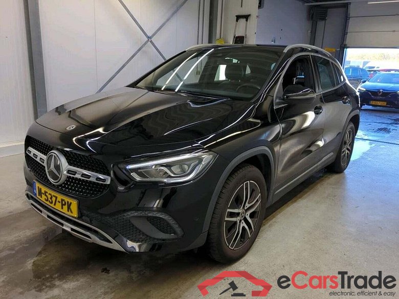 MERCEDES-BENZ GLA-klasse 250 e BnsSol Lux Ltd #1