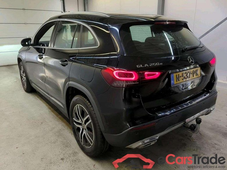 MERCEDES-BENZ GLA-klasse 250 e BnsSol Lux Ltd #6
