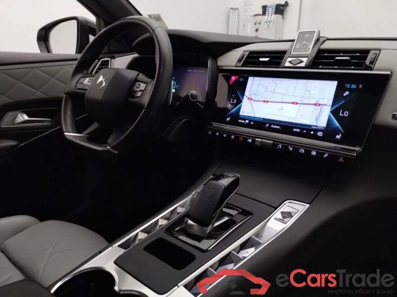 DS 7 CROSSBACK 1.6 E-TENSE GRAND CHIC AUT 4X4 #3