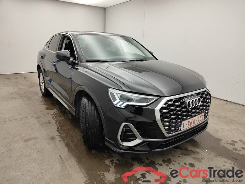 Audi Q3 Sportback 2.0 35 TDI S tronic S Line Business Ed 5d #2