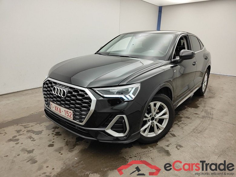 Audi Q3 Sportback 2.0 35 TDI S tronic S Line Business Ed 5d #4