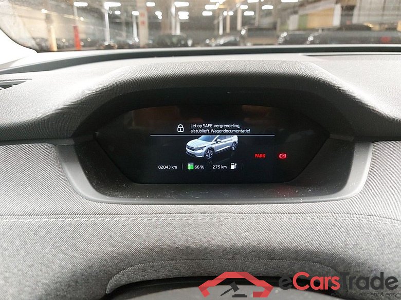 Skoda Enyaq iV 80 5d #6