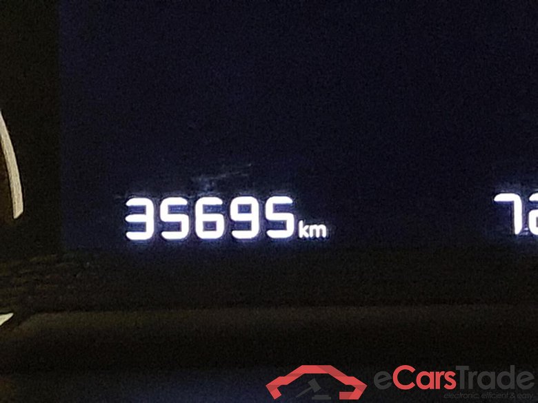 PEUGEOT 2008 1.2 PureTech Active #4