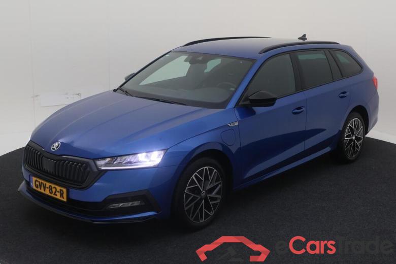 SKODA Octavia Combi 110 kW #1