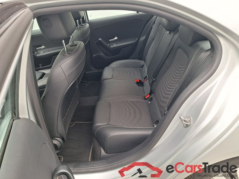 Mercedes, A-Class Ber '18 PHEV, Mercedes-Benz A-Klasse Limousine A 250e Business S #4