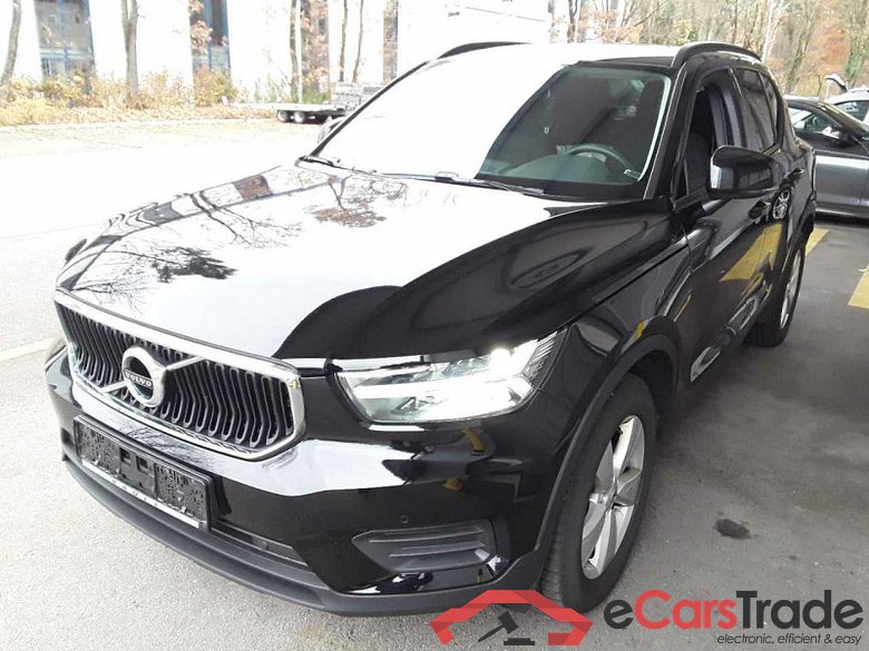 Volvo XC40 (2017->) DE - SUV5 T3 2WD EU6d, Momentum Core (EURO 6d), 2020 - 2022