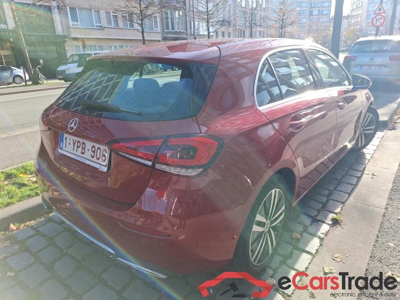 MERCEDES - MER A 200 d 150PK DCT Business Solution Luxury & Pano Roof #2