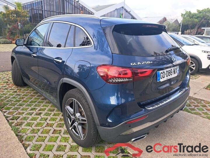 Mercedes GLA 250e Plug-In Hybrid AMG Aut. Pano LED-MultiBeam Widescreen Burmester Distronic Ambient Navi Sport-Leather KeylessGo Camera 360 Klima PDC ... #4