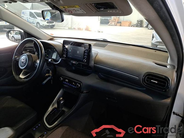 TOYOTA YARIS / 2020 / 5P / BERLINA HYBRID BUSINESS MY20 #3