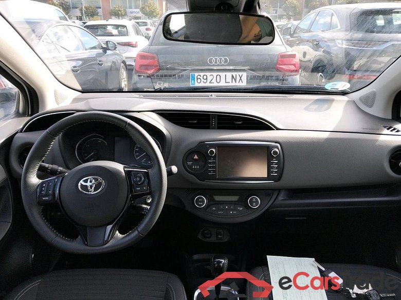 TOYOTA Yaris / 2017 / 5P / berlina con portón 1.5 100H Active #3
