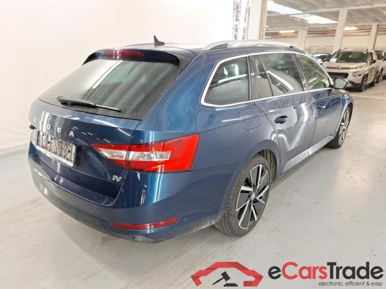 SKODA SUPERB COMBI - 2019 1.4 TSI PHEV Style DSG #4