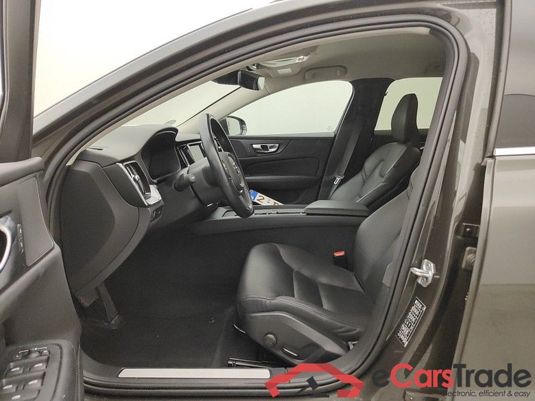 Volvo V60 B3 Geartronic Momentum Pro 5d #3