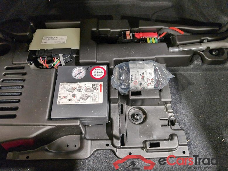 MERCEDES-BENZ CLASS CLA SHOOTING BRAKE DIESE CLA 180 d #5