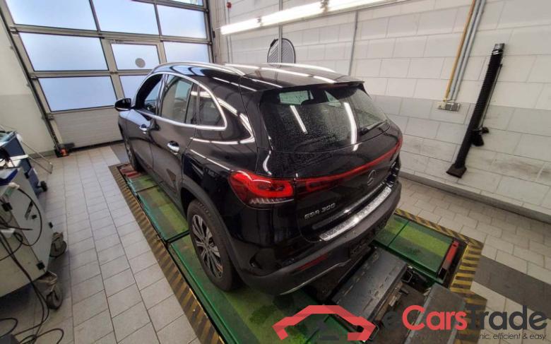 Mercedes-Benz EQA (BM 243)(02.2021->) DE - SUV5 300, AMG Line 4Matic, 2021 - 2023 #4
