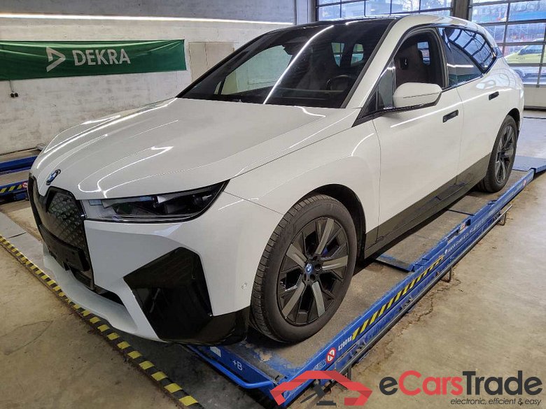 BMW iX (I20)(07.2021->) DE - SUV5 xDrive40, xDrive40, 2021 - 2025 #1