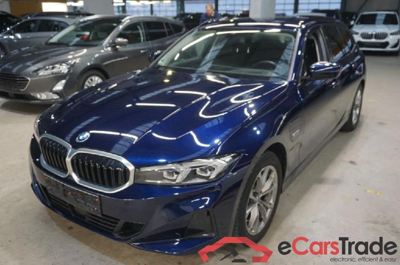 BMW 3er 330e Touring Aut. 5d 135kW #1