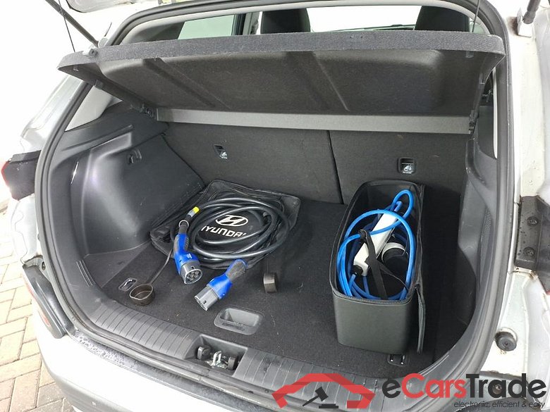 HYUNDAI Kona Fashion Sky Electric 64 kWh 5D #5