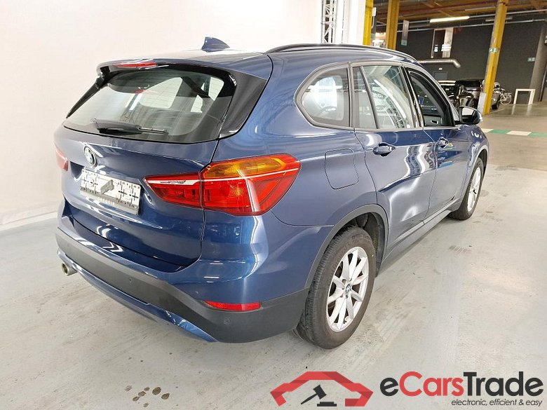 BMW X1 - 2019 1.5i sDrive18 OPF #4