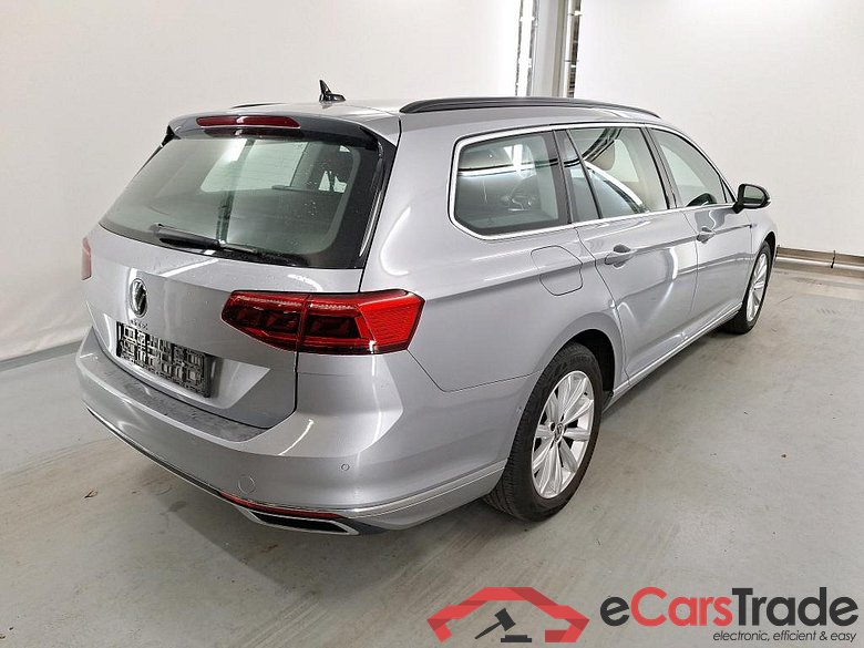 VOLKSWAGEN PASSAT VARIANT GTE - 2020 1.4 TSI PHEV GTE Business DSG #4