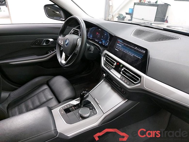 BMW - BMW 3 TOURING 320e 204PK Business Edition With Heated Vernasca Sport Seats & Active Cruise & Driving Assistant Pack * HYBRID * #3