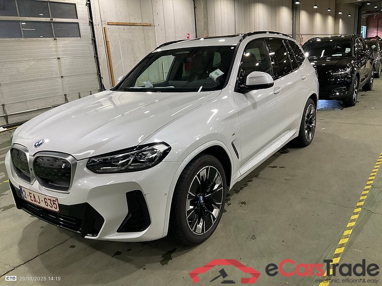BMW IX3 80KWH AUTO