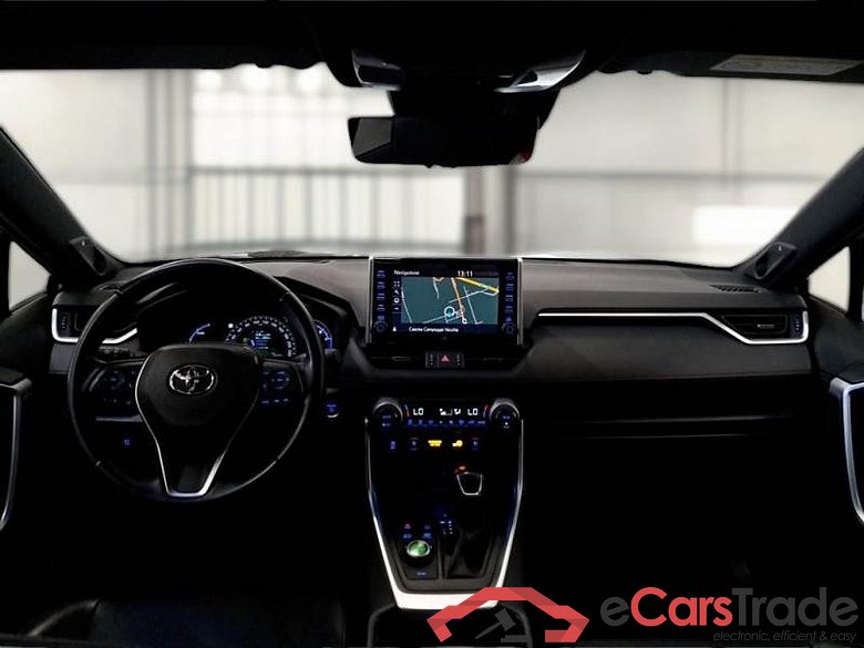 TOYOTA RAV4 / 2018 / 5P / CROSSOVER PLUG-IN 2.5 PHEV 306CV ECVT STYLE+ 4WD #3