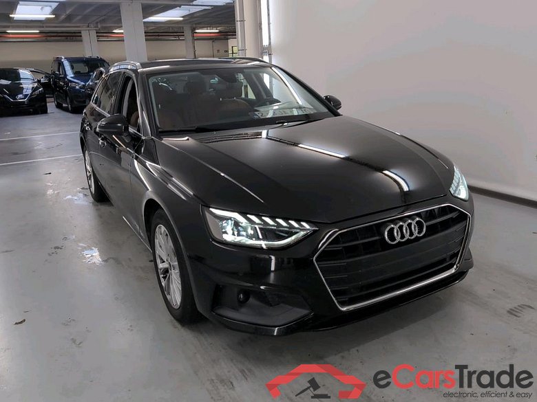 AUDI A4 2.0 30 TDI 100KW S TR ATTRACTION B.E. #2