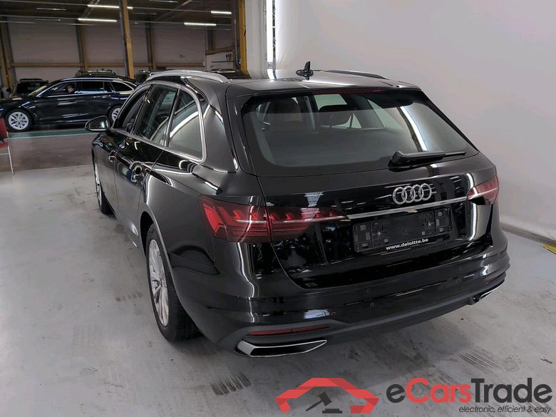 AUDI A4 2.0 30 TDI 100KW S TR ATTRACTION B.E. #3