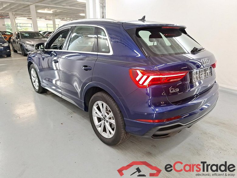 AUDI Q3 2.0 35 TDI S TRONIC S LINE BUSINESS EDIT #3