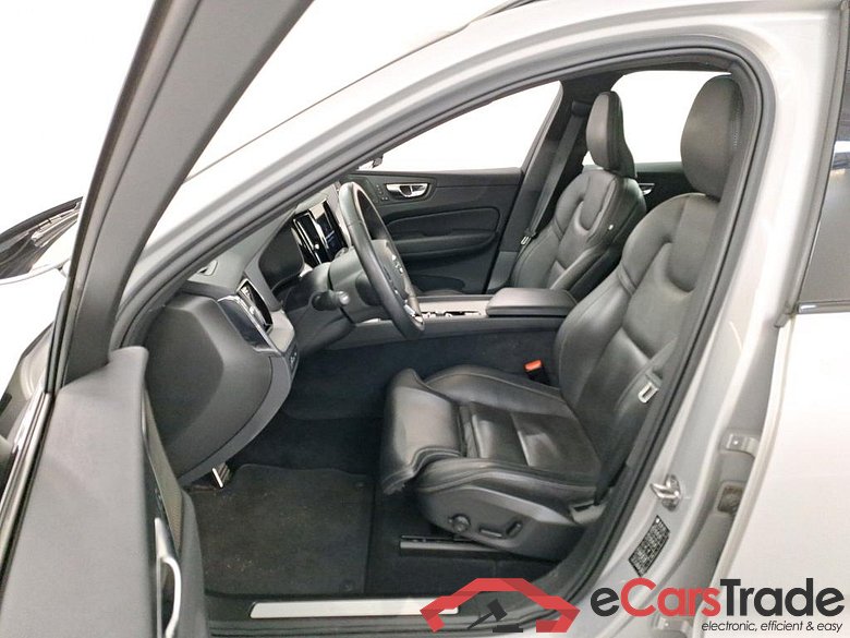 VOLVO XC60 2.0 T6 PHEV R-DESIGN AUTO 4WD #5