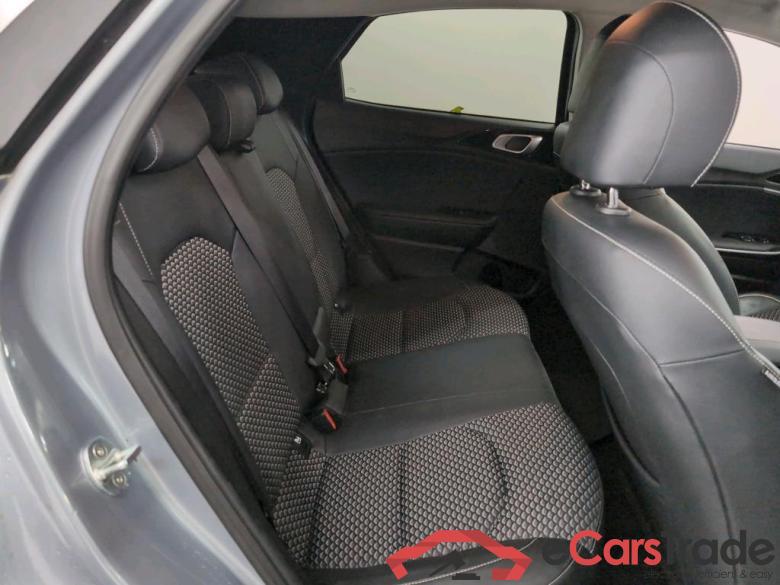 KIA XCEED 1.6 GDI PHEV DCT BUSINESS LINE #6