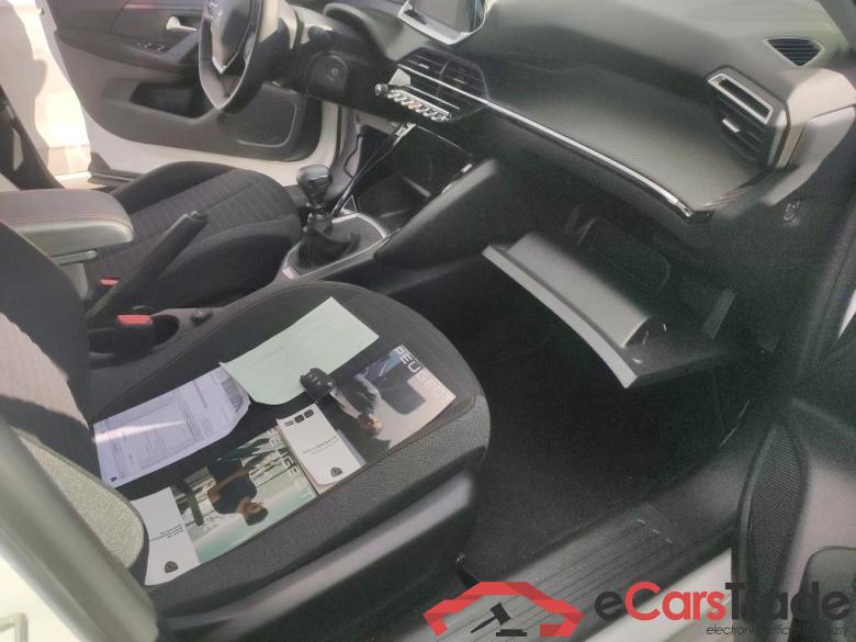 PEUGEOT 2008 / 2019 / 5P / todoterreno Active Pack BlueHDI 81kW (110CV) #6