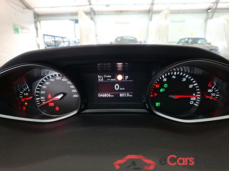 PEUGEOT 308 / 2017 / 5P / Berline Puretech 130 S&S EAT8 Allure #6