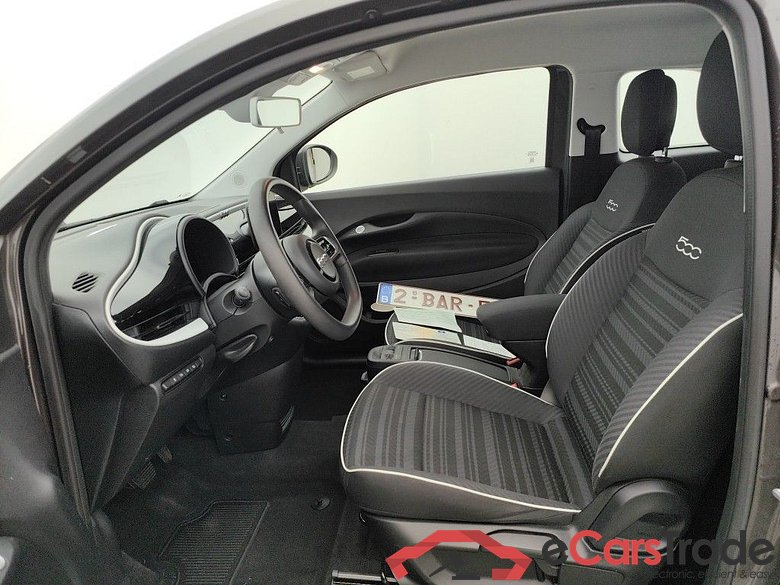 Fiat 500 500e 42 kWh Passion 3d #3