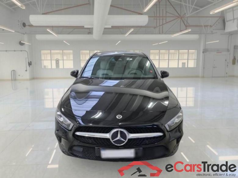MERCEDES-BENZ CLASSE A / 2018 / 5P / BERLINA A 180 AUTOMATIC BUSINESS #6