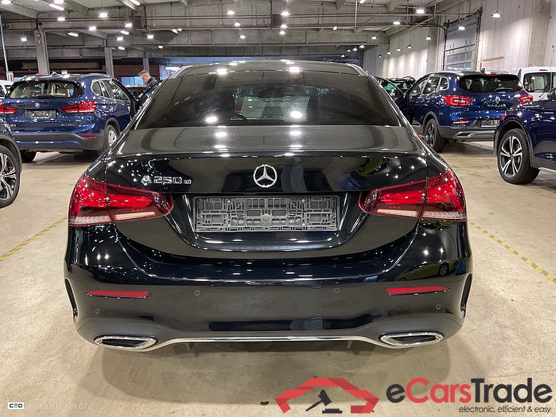 MERCEDES-BENZ CLASS A SEDAN (V177) A 250 e PHEV #5