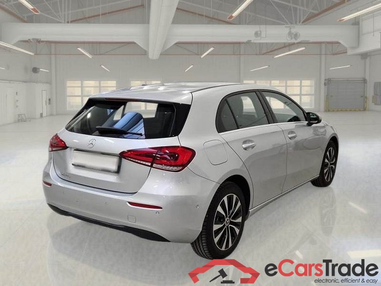 MERCEDES-BENZ CLASSE A / 2018 / 5P / BERLINA A 250 E PLUG-IN HYBRID AUTO BUSINESS #2