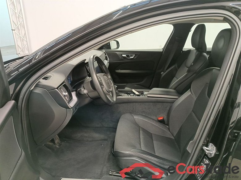 VOLVO V60 DIESEL - 2018 2.0 150 D3 Momentum Pro Geartronic 5d #3